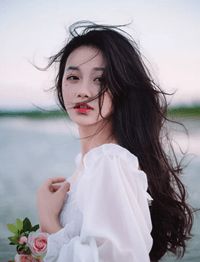 夫人她现在是全球首富